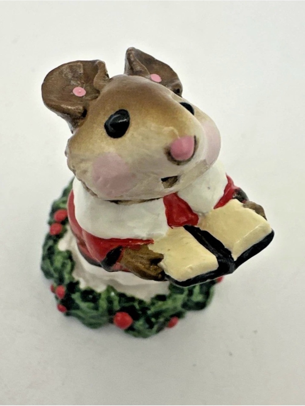 Wee Forest Folk "Choir Mouse" M-147 WFF 1987 Red (WP) Christmas with Box, Bag